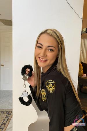 Original 2000 px/ 3000 px