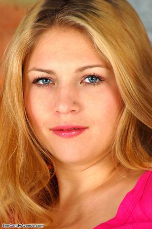 Original 1000 px/ 1504 px