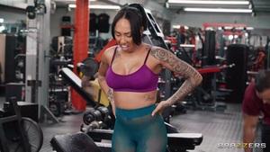 Kona Jade - Squirt The Sweat Away