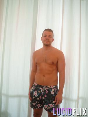 Original 2252 px/ 3000 px