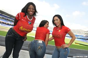 Original 2000 px/ 1328 px