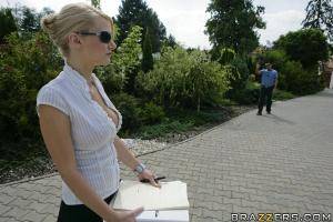 Original 900 px/ 600 px