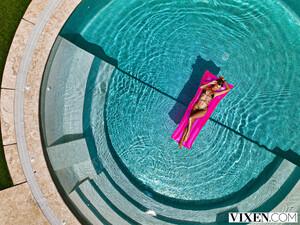 Original 2669 px/ 2000 px