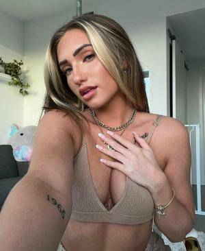 Original 810 px/ 990 px