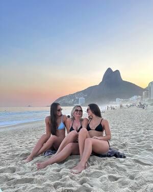 Original 1440 px/ 1800 px