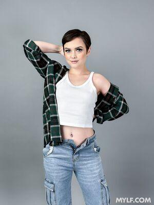 Original 810 px/ 1080 px