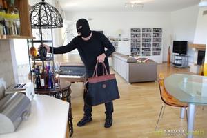 Original 3500 px/ 2333 px