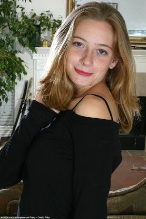 Original 682 px/ 1024 px