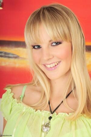 Original 1328 px/ 2000 px