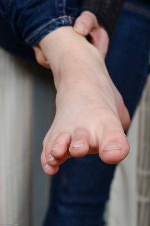 Original 682 px/ 1024 px