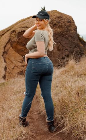 Original 654 px/ 1065 px