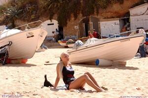 Original 1072 px/ 712 px