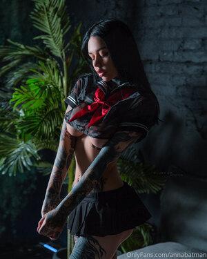 Original 3840 px/ 4800 px