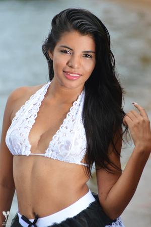 Original 2000 px/ 3005 px