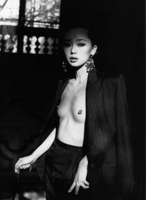 Original 744 px/ 1024 px