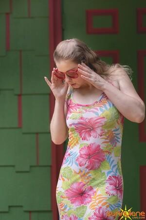 Original 653 px/ 980 px