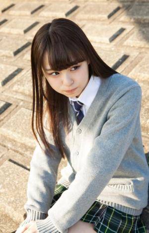 Original 516 px/ 810 px