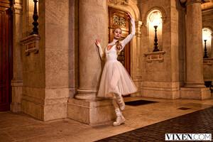 Original 2998 px/ 2000 px