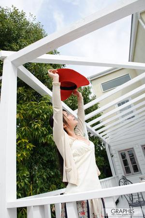 Original 852 px/ 1280 px