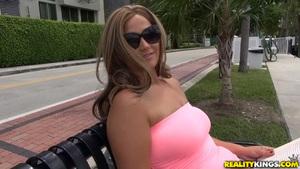 Original 3840 px/ 2160 px