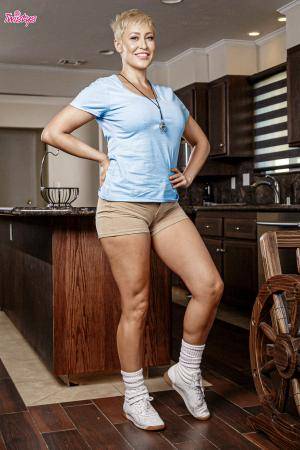 Original 2000 px/ 3000 px