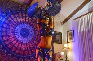 Original 700 px/ 464 px