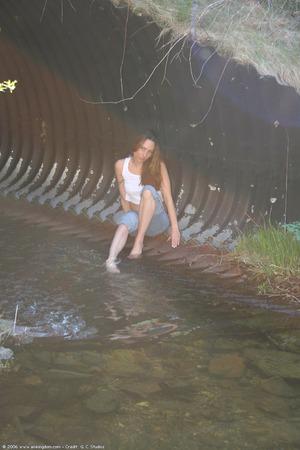 Original 682 px/ 1024 px