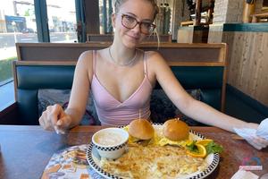 Original 3000 px/ 2000 px