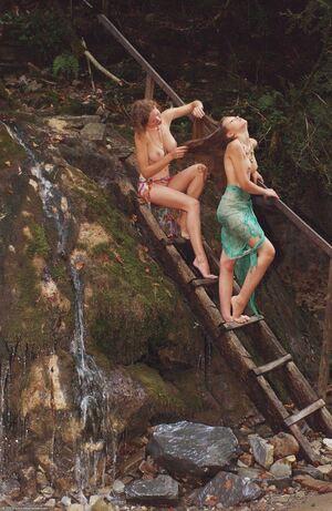 Original 1000 px/ 1536 px