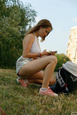 Original 1280 px/ 1920 px