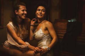 Original 2317 px/ 1536 px