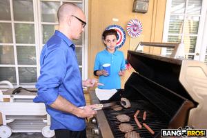 Original 2000 px/ 1333 px