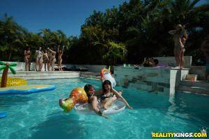 Original 1903 px/ 1269 px