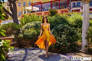 Original 3000 px/ 2000 px