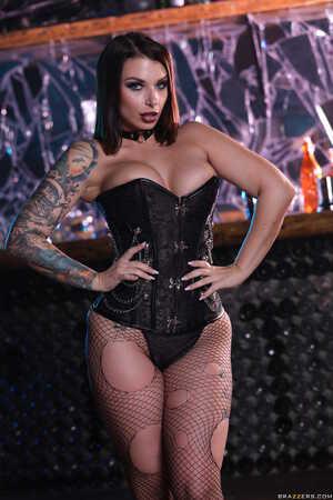 Ivy Lebelle-Dystopian Dicking-Brazzers