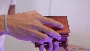 Original 1920 px/ 1080 px