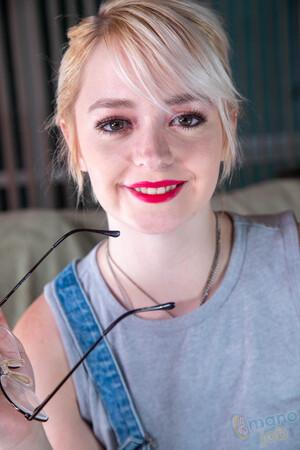 Original 2000 px/ 3000 px