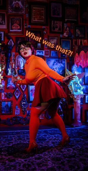 Original 898 px/ 1752 px