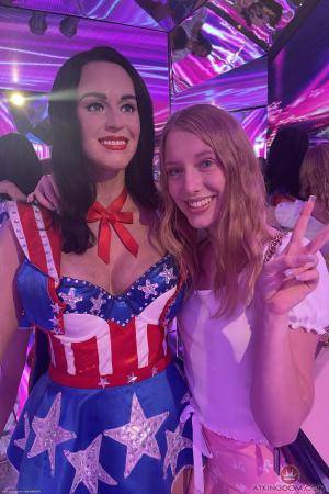 Original 2000 px/ 3000 px