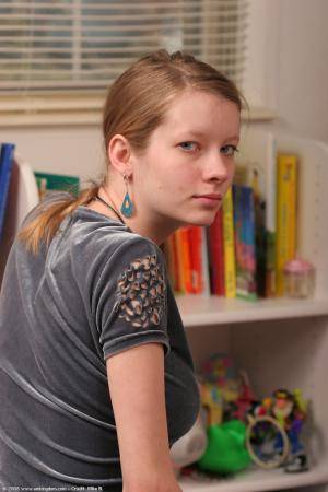 Original 682 px/ 1024 px