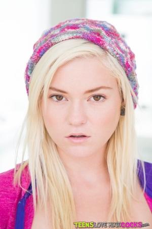 Original 2560 px/ 3840 px