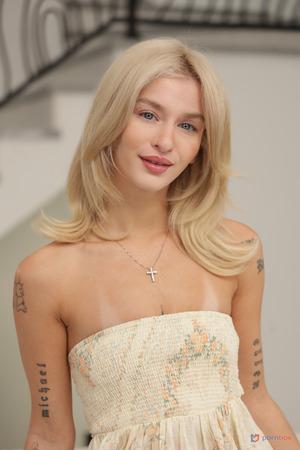 Original 1728 px/ 2592 px