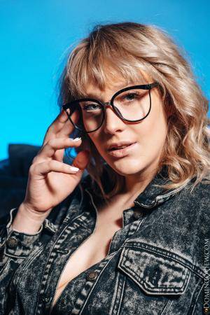 Original 4000 px/ 6000 px