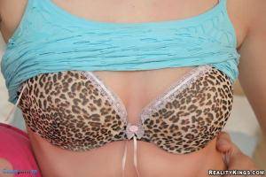 Original 1280 px/ 854 px