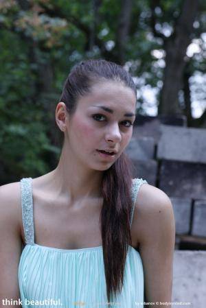 Original 854 px/ 1280 px