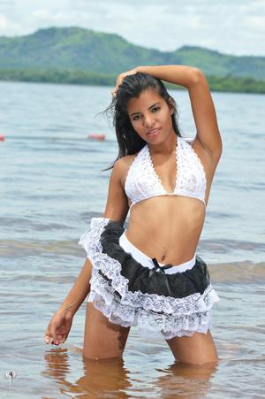 Original 2000 px/ 3005 px