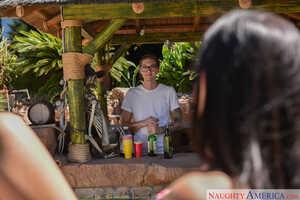 Original 2500 px/ 1668 px