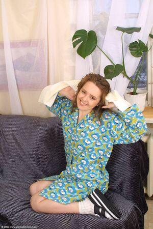 Original 682 px/ 1024 px