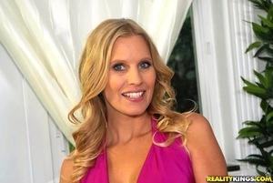 Original 900 px/ 602 px