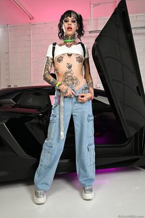 Original 1280 px/ 1920 px